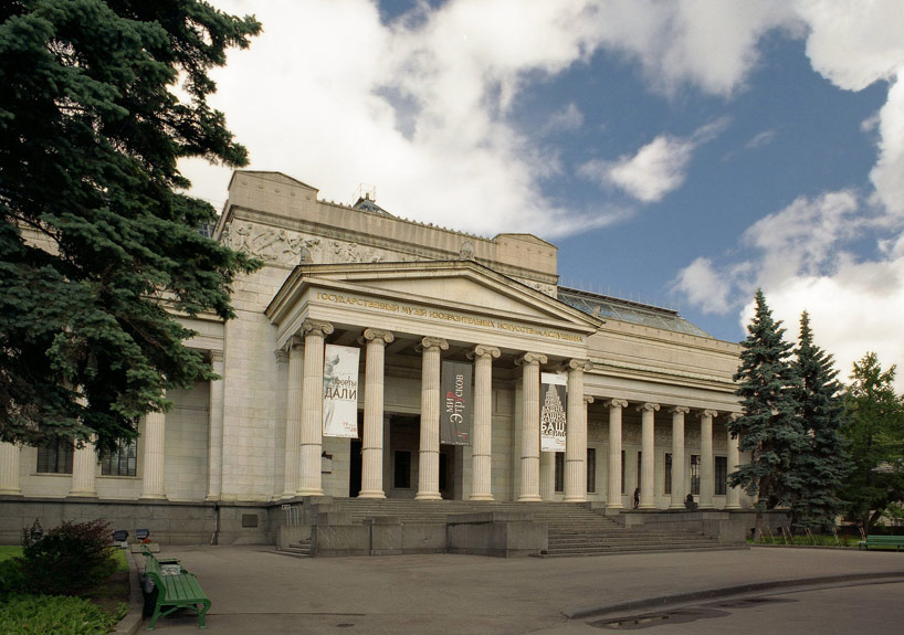 foster resigns from pushkin museum expansion project 