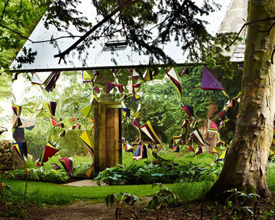 jim lambie's mirrored shed at jupiter artland