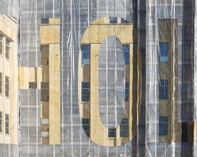 maintenance scaffold becomes art installation for MCA australia