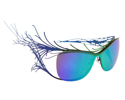 parasite eyewear - a symbiosis between science fiction + design