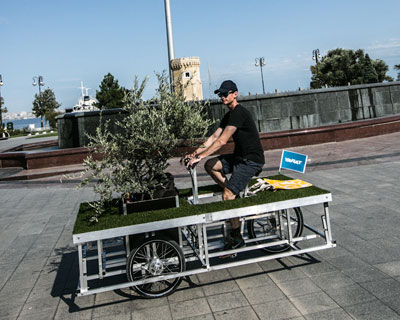 parkcycle swarm is a mobile green space by rebar group + N55