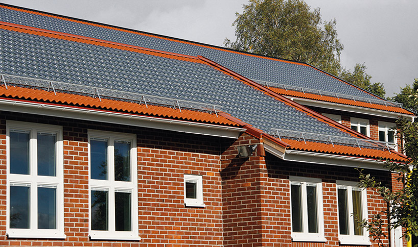 SolTech energy: crystalline solar panel roofing system