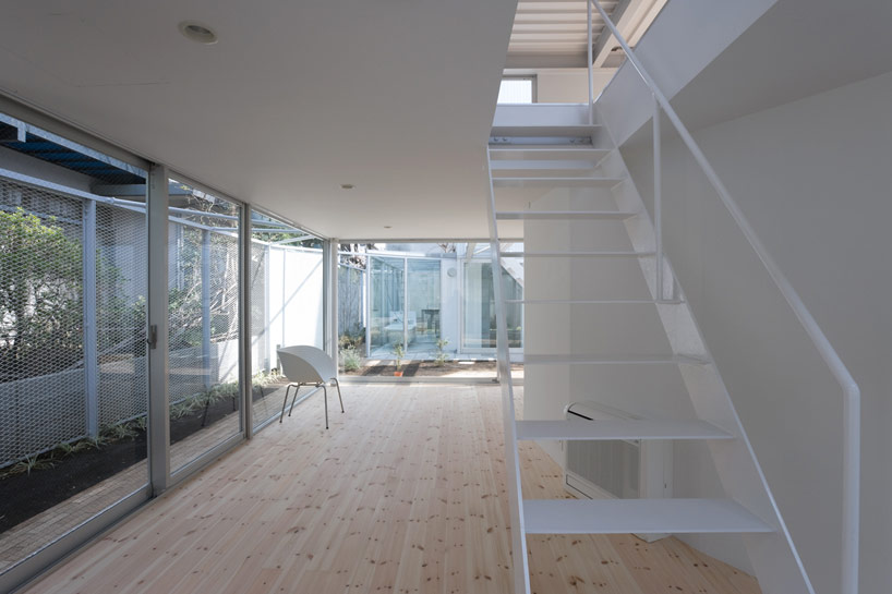 apartment in kamitakada houses nine flats in one complex