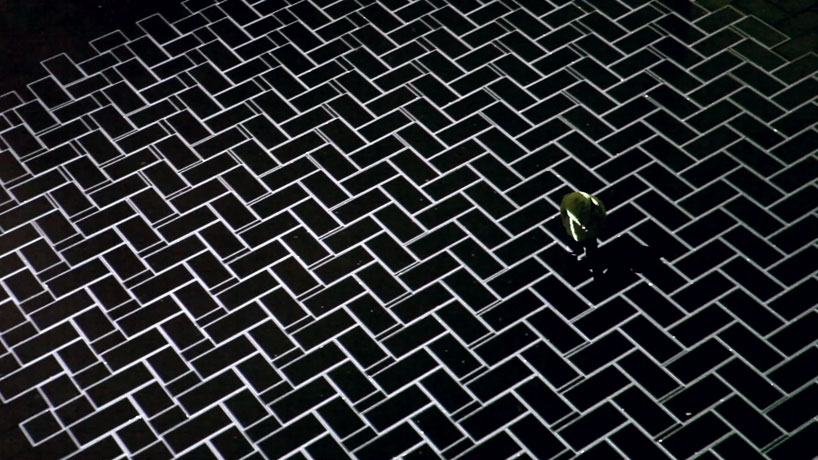 time tiling video projections by pablo valbuena