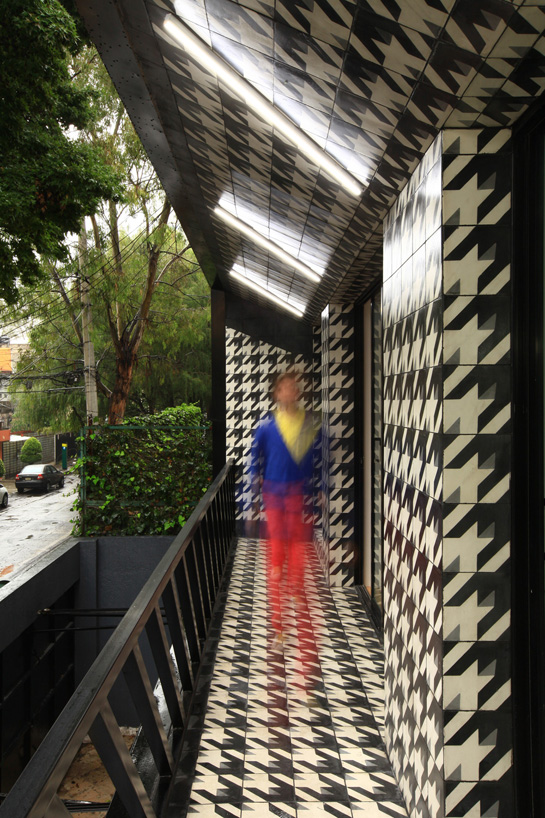 ROW studio tiles cuvier 83 building with houndstooth facade