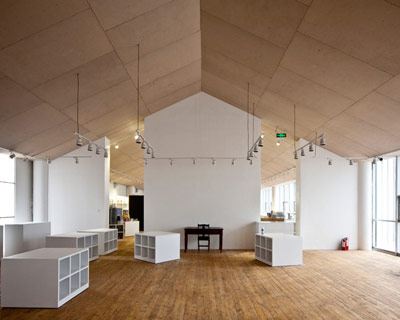 approach architecture studio fits a bookshop in a high-rise