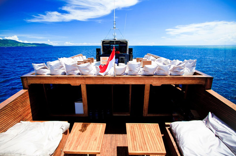 indonesian phinisi boat transformed to dragoon 130 yacht