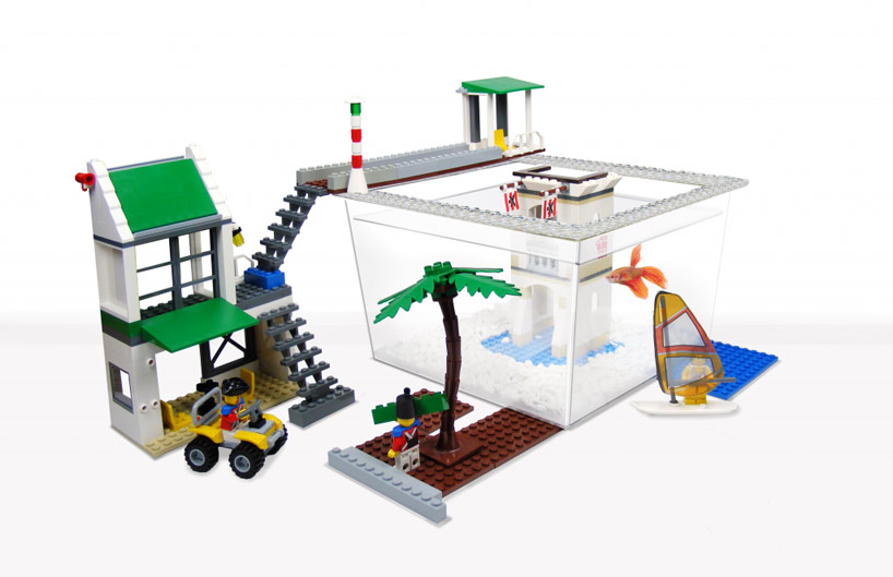 fishspace lets you create fish tank landscapes out of LEGO