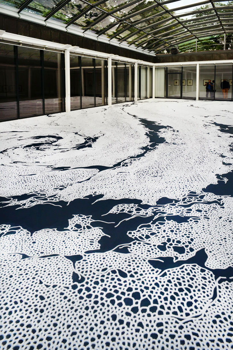 motoi yamamoto floating garden ernst barlach haus designboom motoi yamamoto: floating garden composed from salt