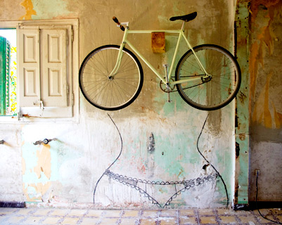 pin up your bike: storage wall mounts by woodloops