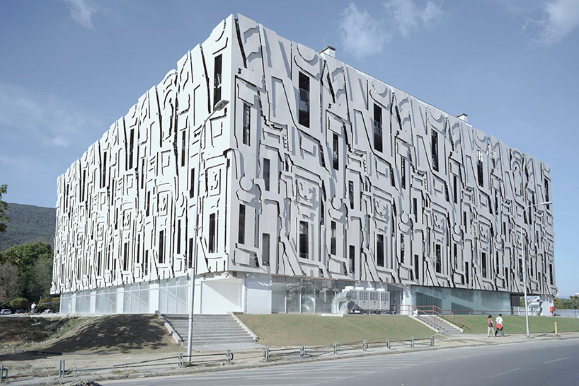 PPAG + milan mijalkovic: 3D patterned multi-storey car park