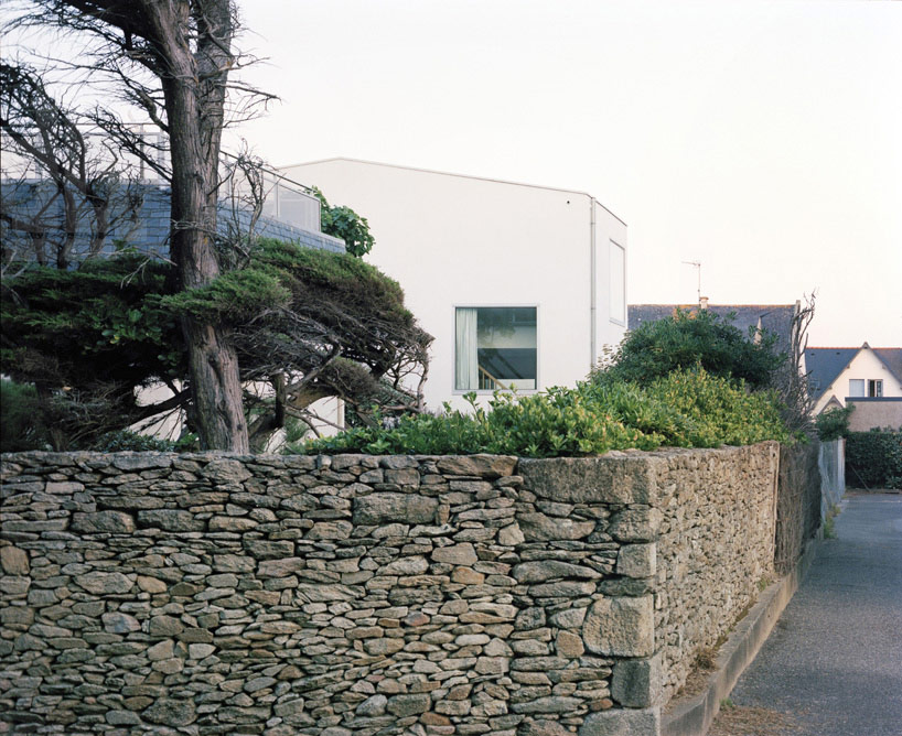 two houses two studios: shared holiday home by raum