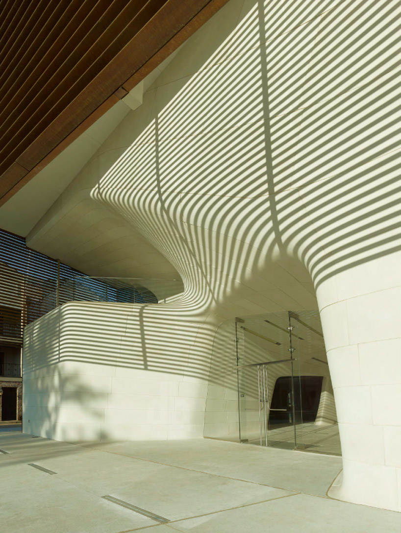 trahan architects: louisiana state museum + sports hall of fame