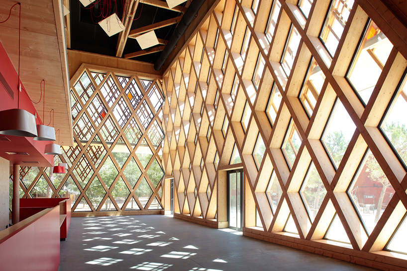 A+ architecture: jean-claude carriere theatre, montpellier