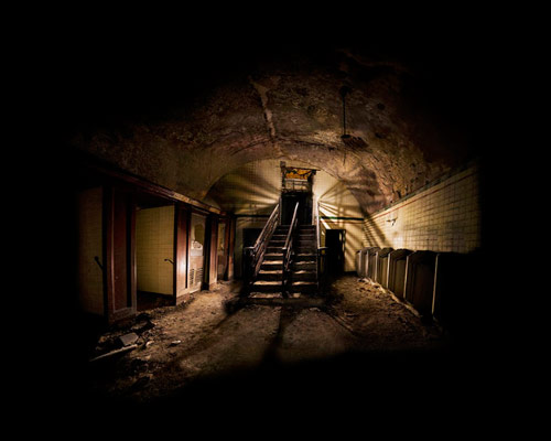 andrew brooks photographs abandoned places in secret cities
