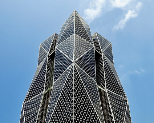 KRIS YAO | ARTECH employs dynamic geometries in china steel HQ