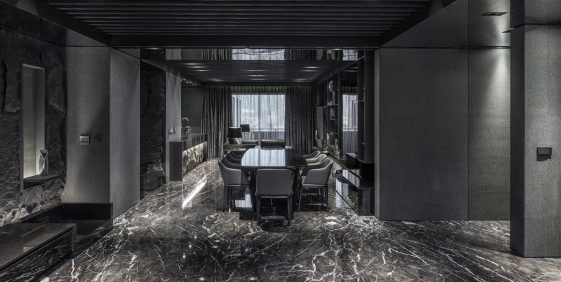 atelierii + just make design: luxurious home in black serenity