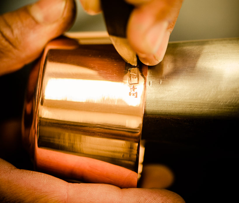 front: ballance drink set for ballantine's whisky front: ballance drinking set for ballantine's whisky