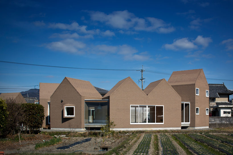 radial living at house of awa-cho by container design