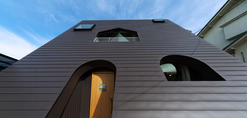 mamiya shinichi design studio interprets /slash as house