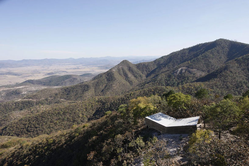 the crosses lookout point by elemental is a site of serenity