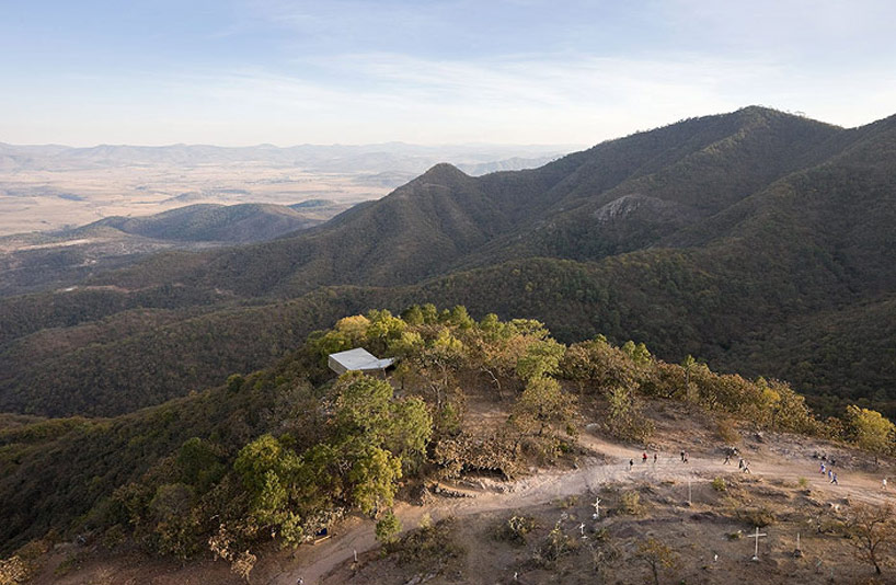 the crosses lookout point by elemental is a site of serenity