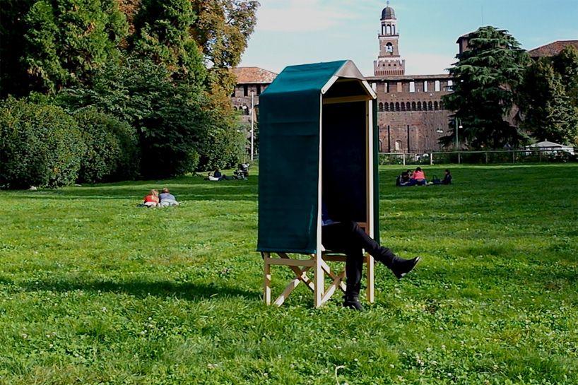 giulio iacchetti designs rolo folding chair as an outdoor shelter