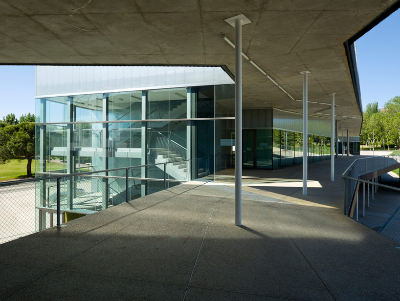 MTM arquitectos construct plaza major at UAM, madrid