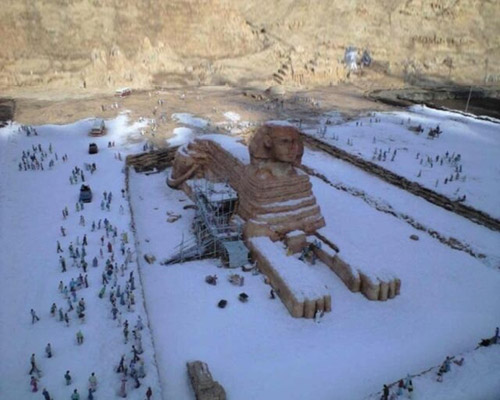 snow on sphinx for the first time in 112 years