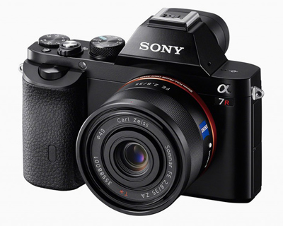 sony unveils the world's first full-frame mirrorless cameras