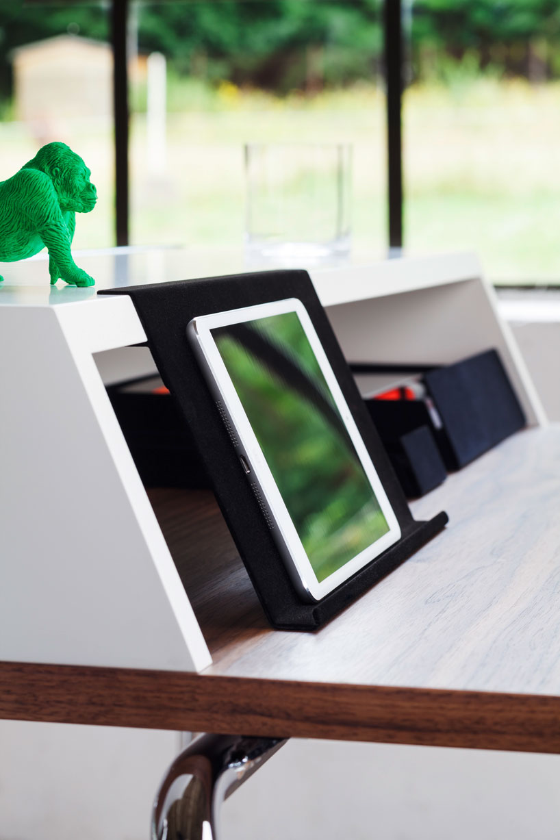 thonet S 1200 desk organizes + optimizes workspaces