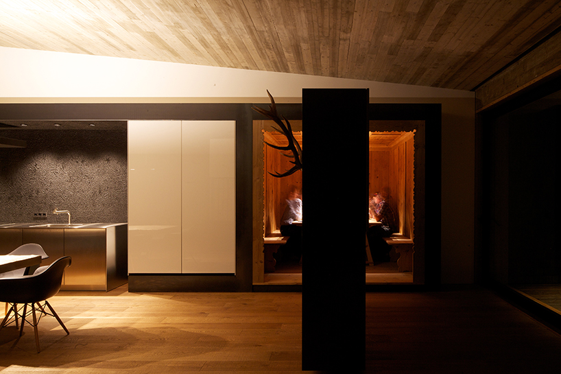 burgmeisterwolf_nextchapel_db_01 bergmeisterwolf architekten builds 'next to the chapel'