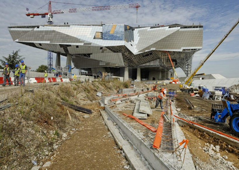 coop himmelblau musee des confluences designboom musée des confluences by coop himmelb(l)au nears completion
