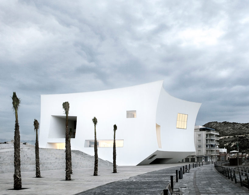barozzi veiga completes white auditorium in aguilas, spain