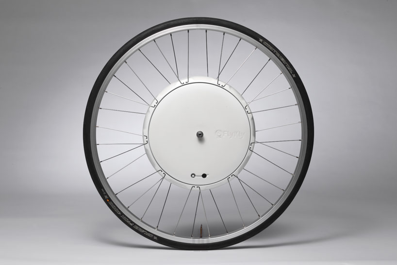 flykly smart wheel turns ordinary bikes into electric cruisers
