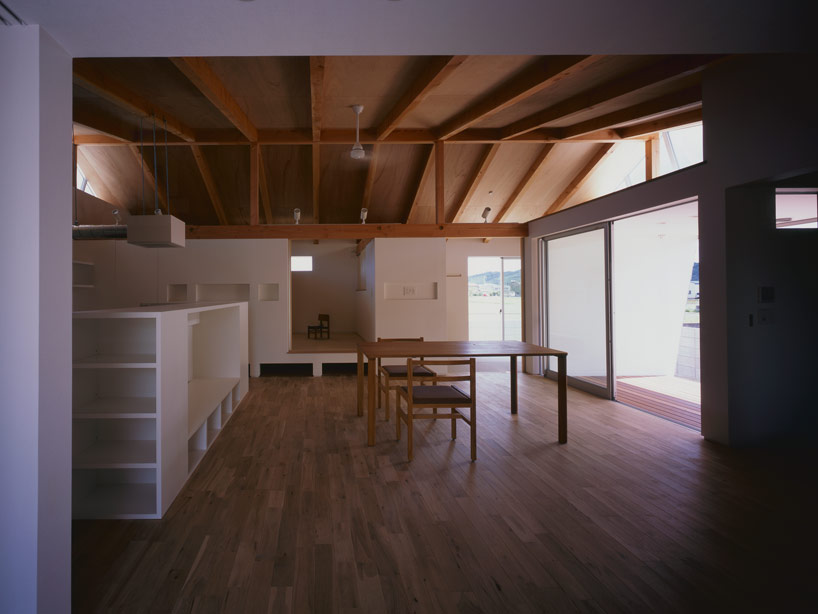 naoko horibe integrates opposing concepts in arboleda house