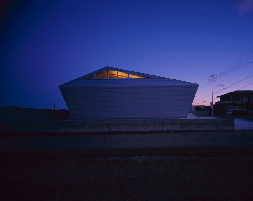 naoko horibe integrates opposing concepts in arboleda house