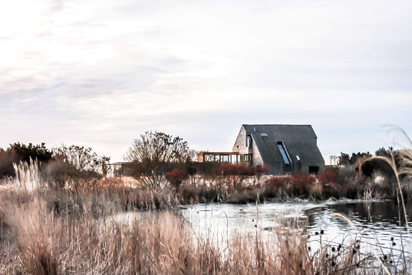 laguardia-design-sagaponack-residence-designboom03 laguardia design saves sagaponack house from eroding land