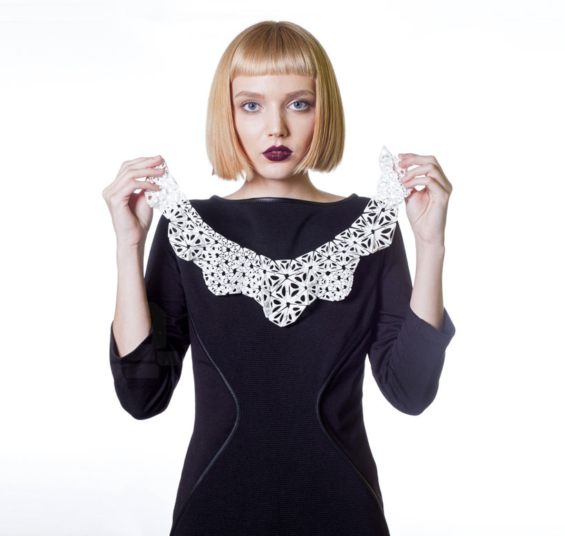 nervous system uses kinematics for wearable 4D printed forms