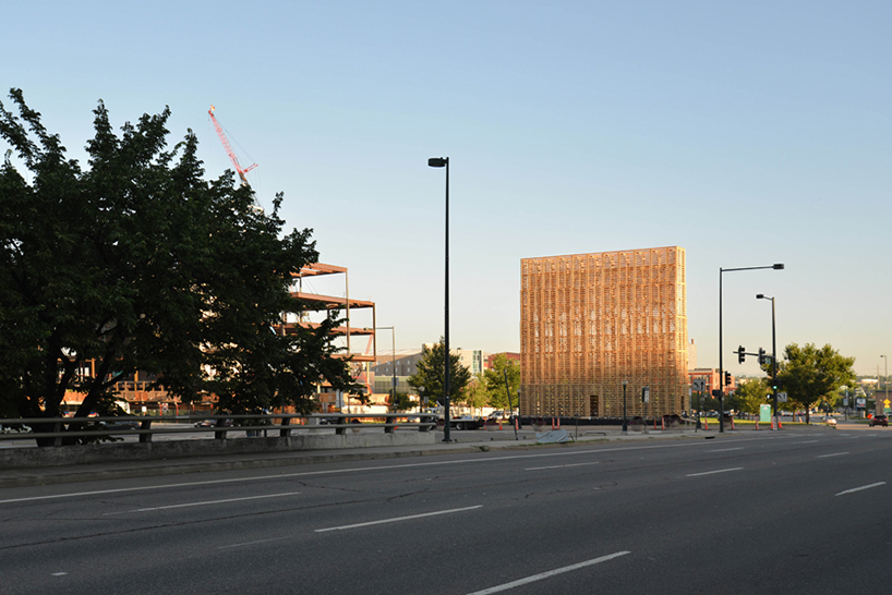 pezo von ellrichshausen builds a mine above ground in denver