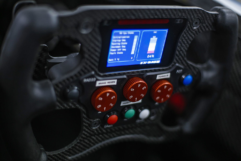 formula E's spark-renault electric race car debuts on track