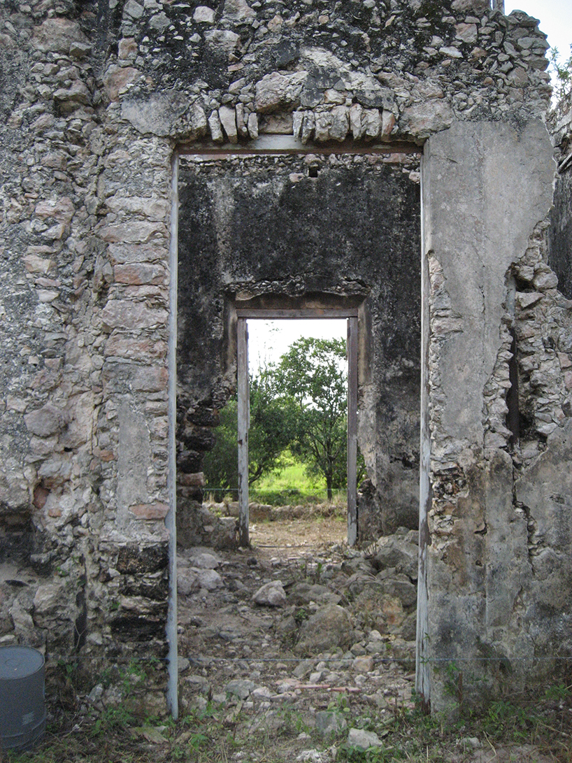 reyes rios + larrain renovate an agave fiber production building
