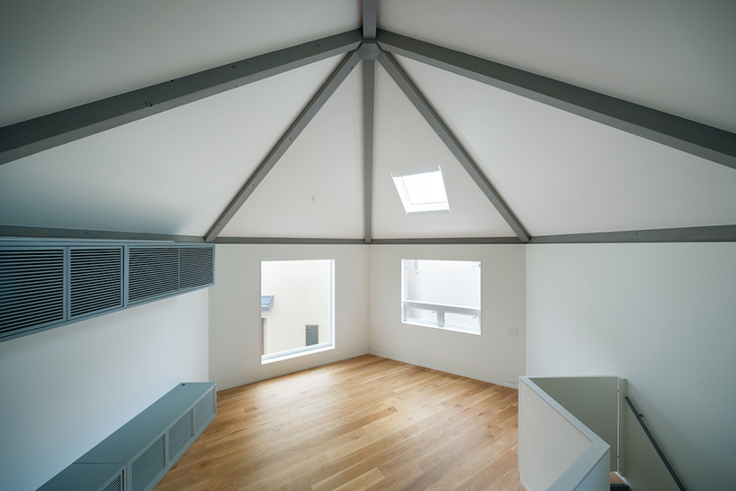 case-real completes the house in tsurumaki
