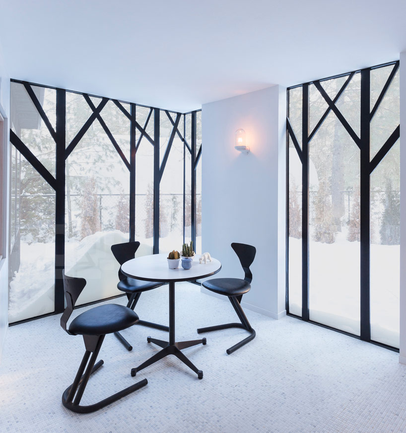 uufie reinterpret tree house in canadian lake cottage 