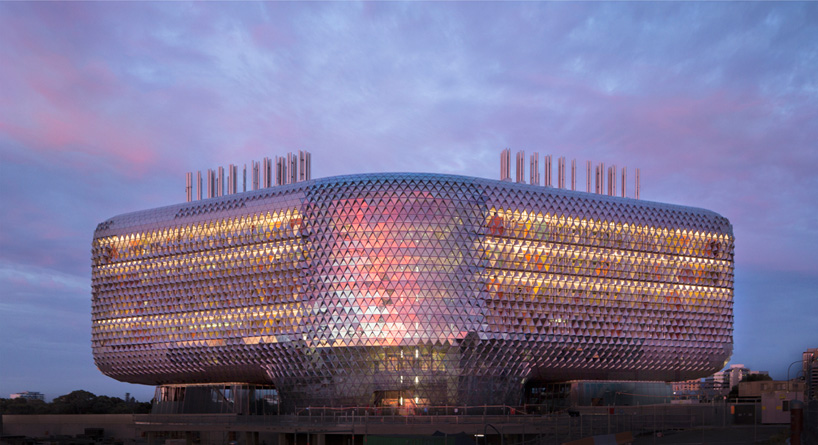 woods bagot clads SAHMRI in articulated transparent facade