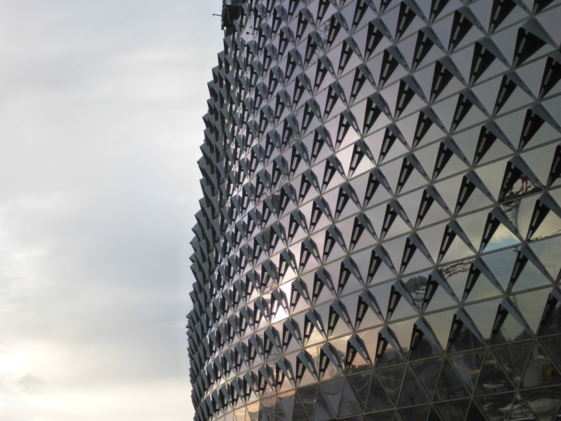 woods bagot SAHMRI designboom woods bagot clads SAHMRI in articulated transparent facade