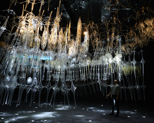 PBAI mimics human sensations in digital epiphyte chamber