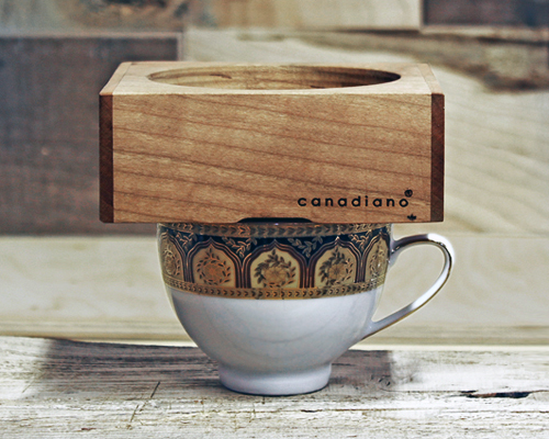 canadiano wooden coffee maker brews a cup at a time