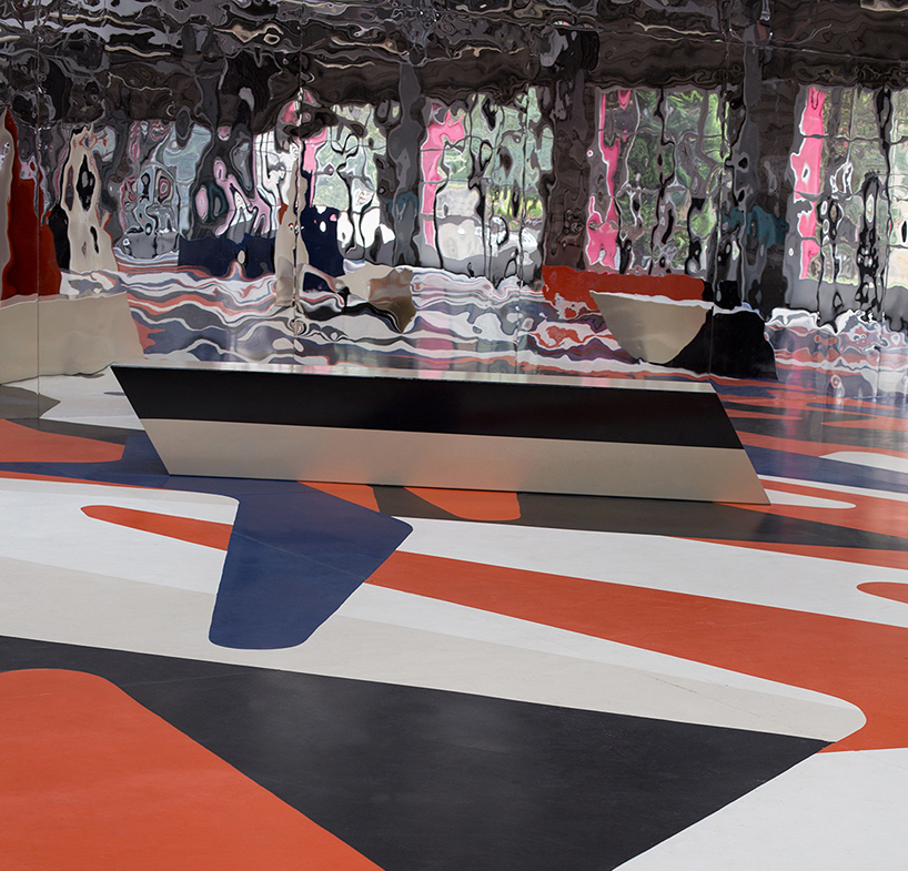 etienne-bardelli-the-walking-ghosts-designboom03 etienne bardelli unveils walking ghosts installation in france