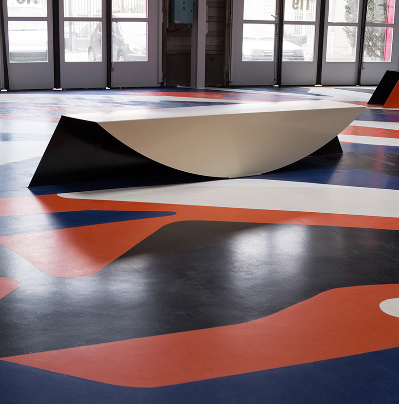 etienne-bardelli-the-walking-ghosts-designboom04 etienne bardelli unveils walking ghosts installation in france